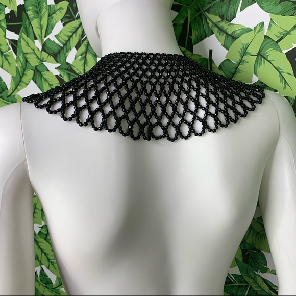 Retro Black Beaded Peter Pan Collar Necklace - Picture 3 of 6